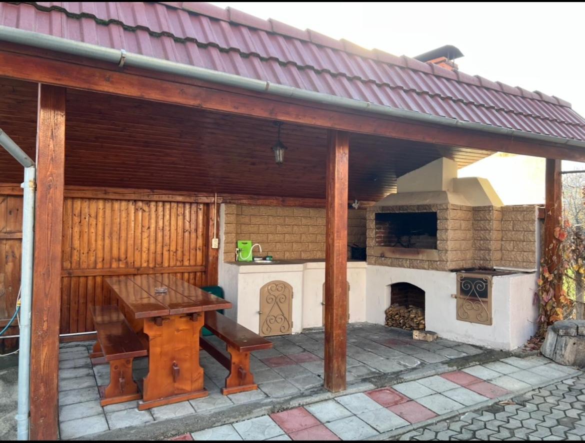 Pensiunea Class Sălişte Kültér fotó
